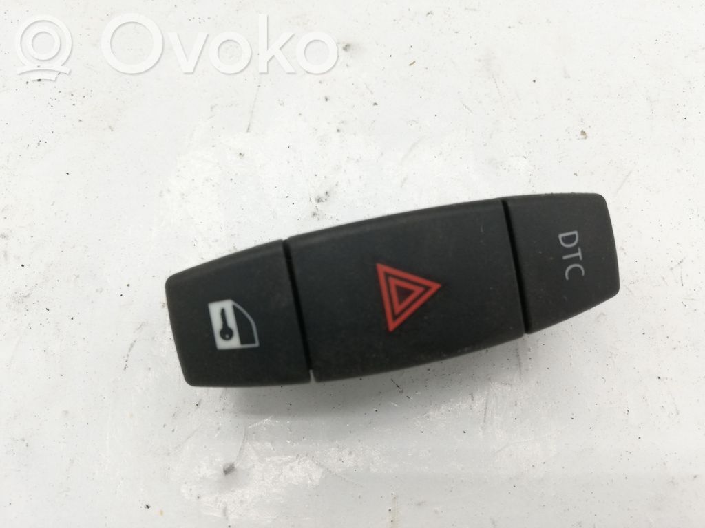 Hazard light switch   6131694560303,694560303,549529100