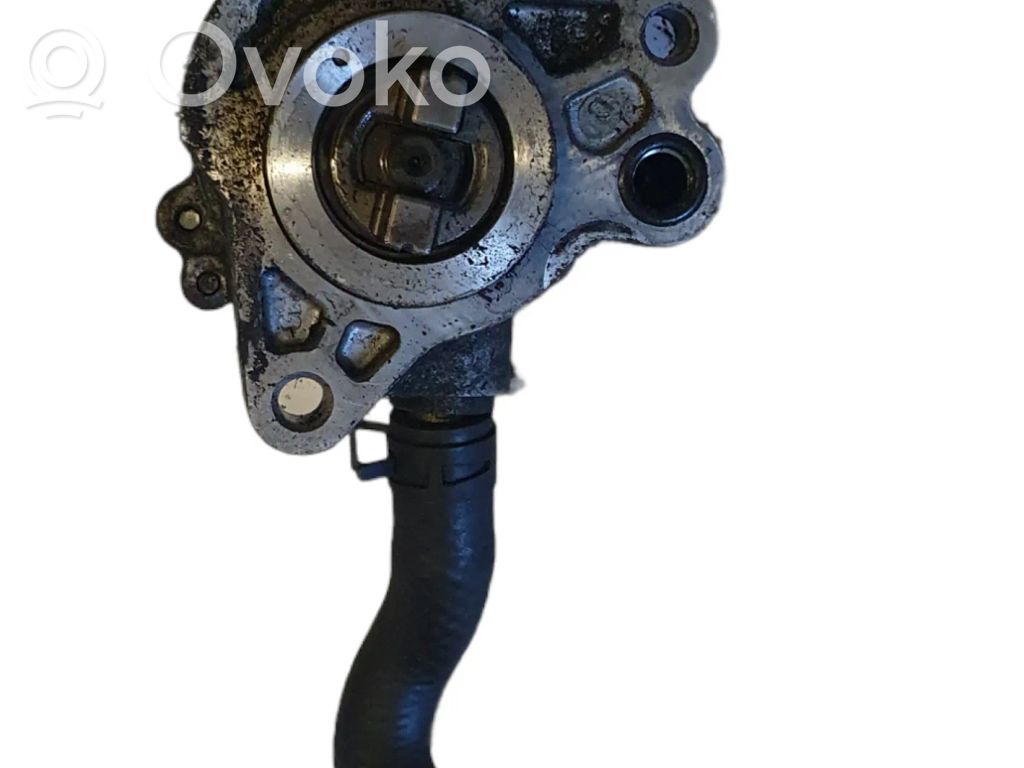 Toyota Corolla Verso E121 Pompă vacuum 