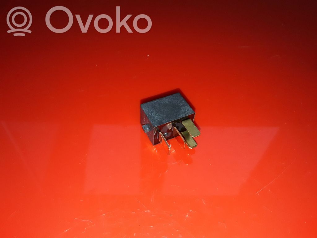 Muu rele   G8HLH71,1042DJ