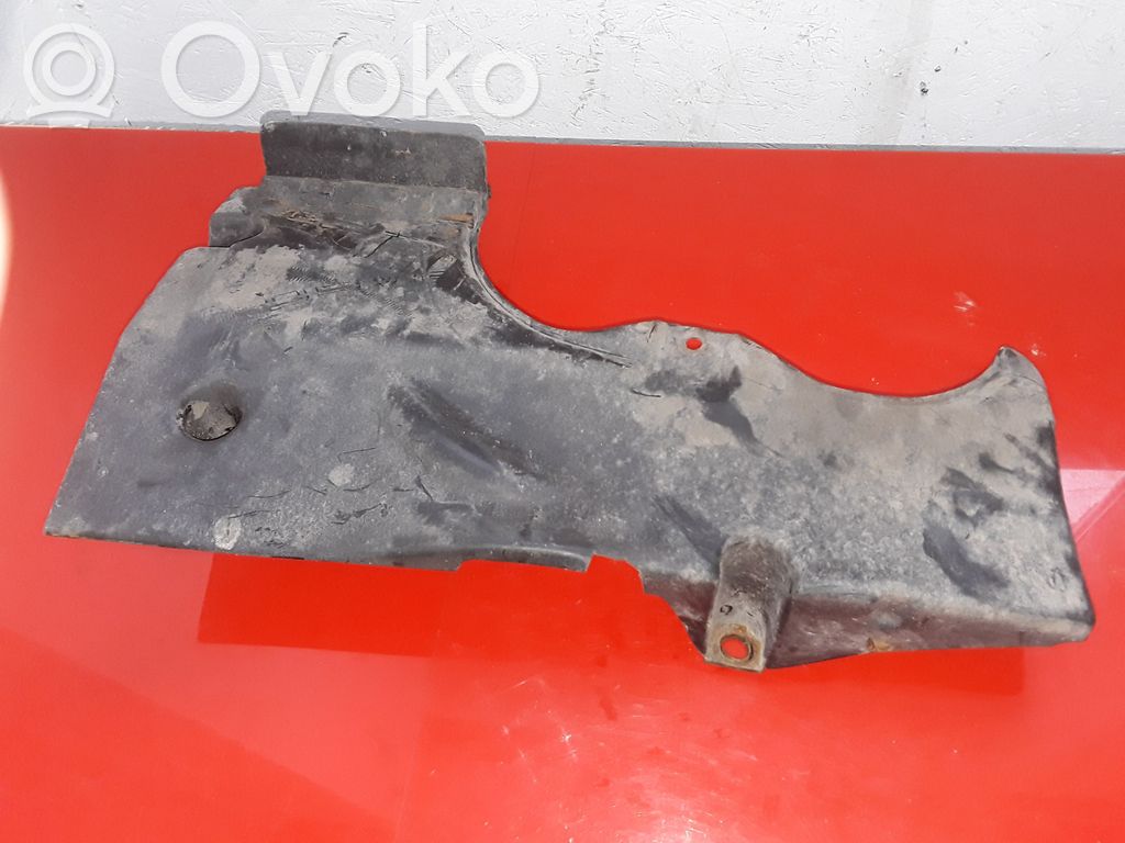 Subaru Outback Unterfahrschutz Unterbodenschutz Kraftstofftank 