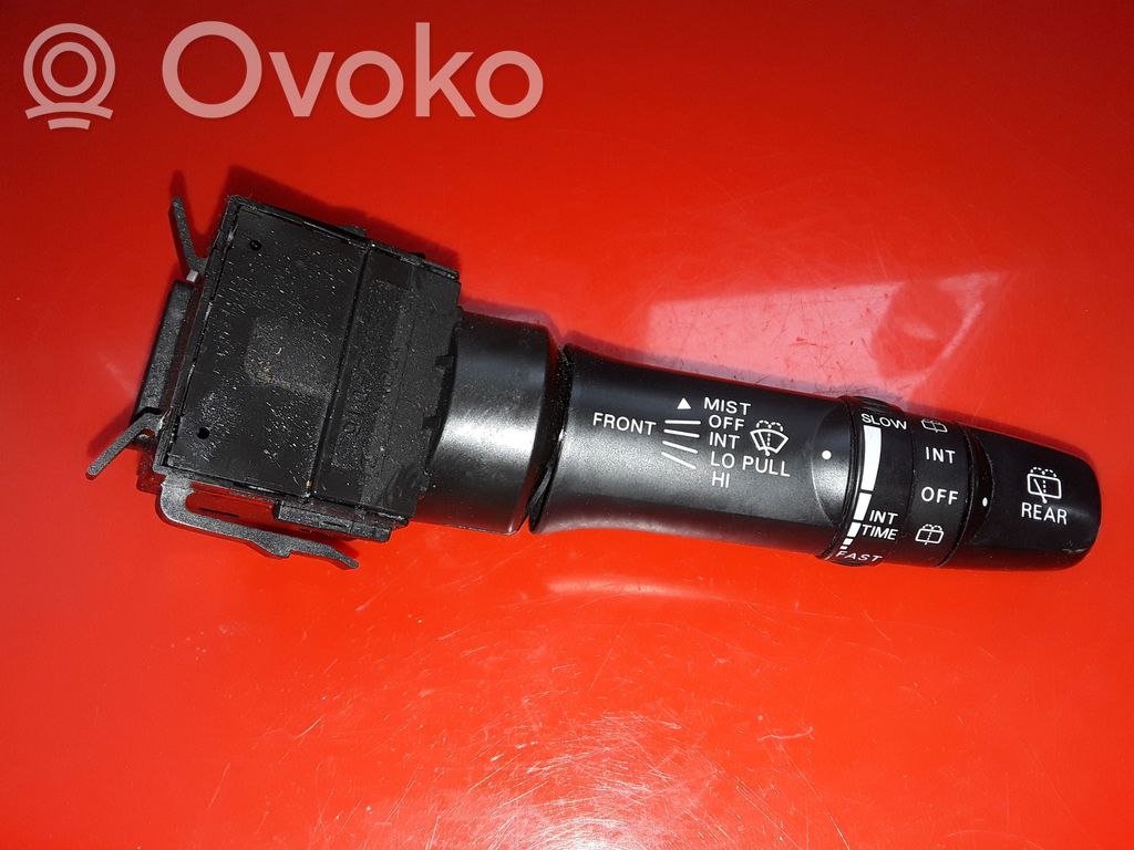 Pyyhkijän vipu   E532016