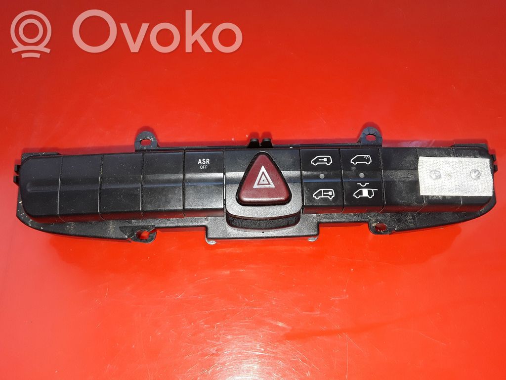 Mercedes-Benz Vito Viano W639 Interruttore luci di emergenza