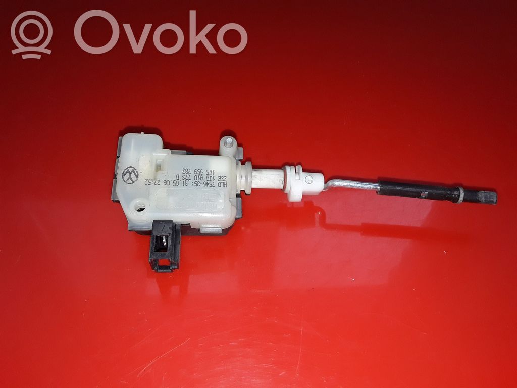 Volkswagen Touareg I Motorino del tappo del serbatoio del carburante 
