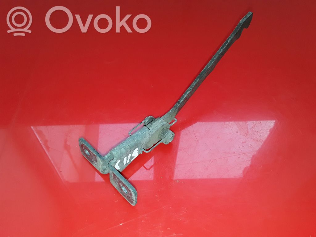 Dacia Dokker Etuoven pidätin 