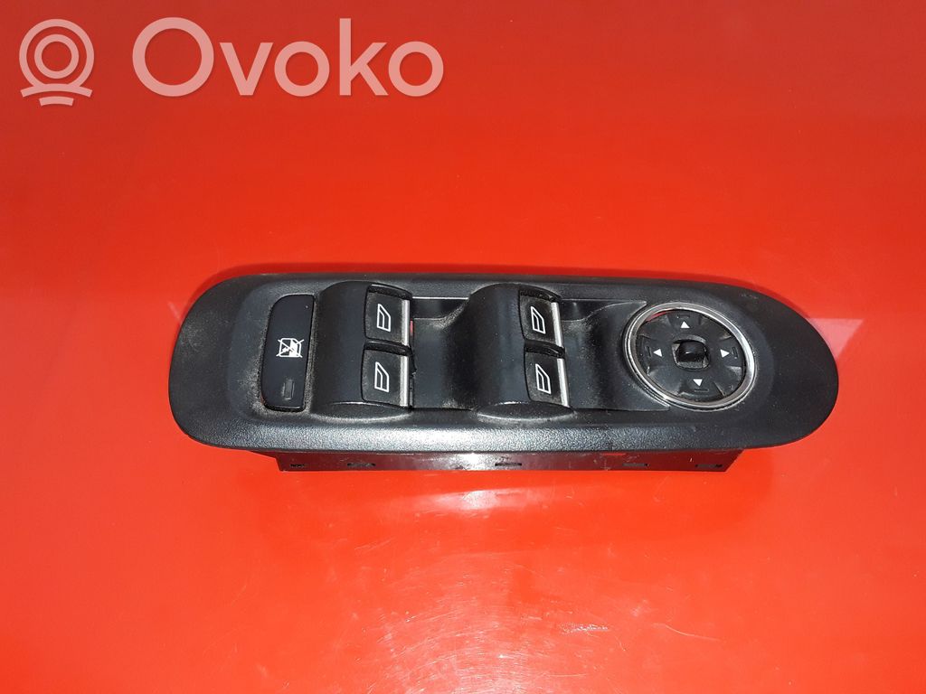 Ford Mondeo MK IV Включатель электрических окон 