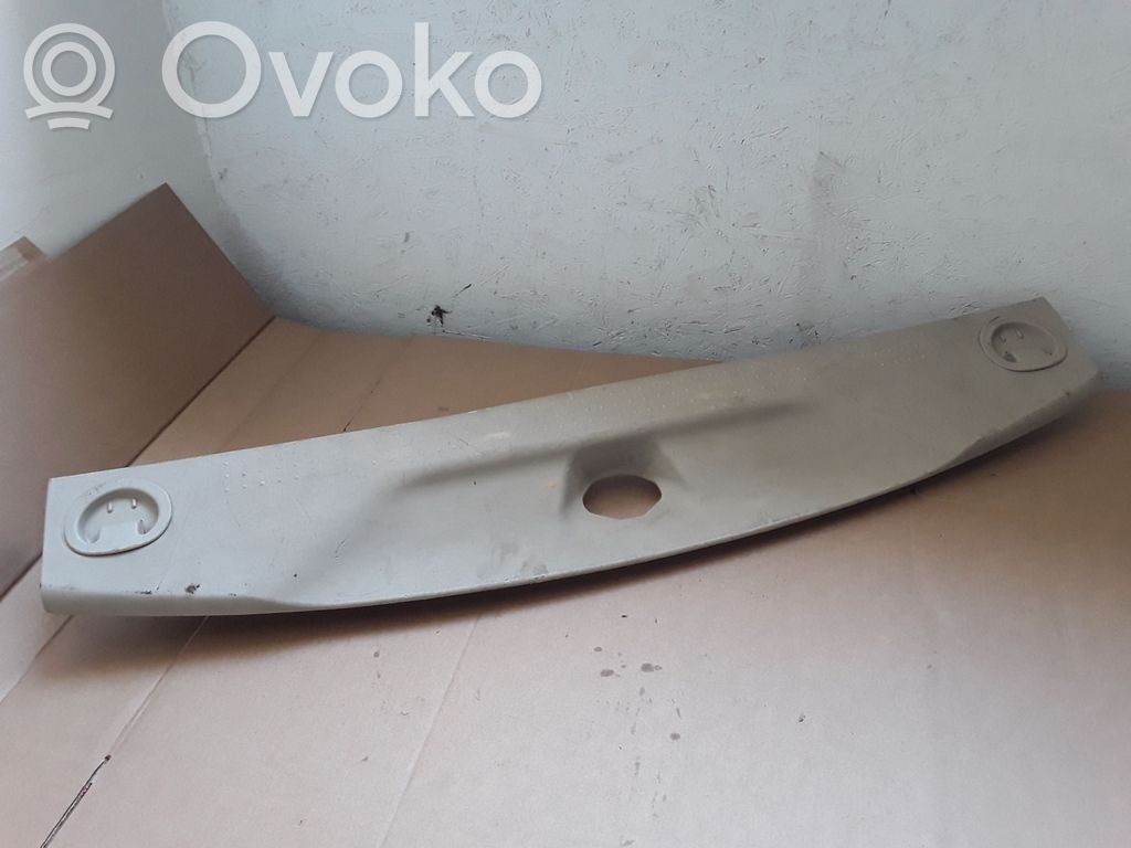 Cadillac SRX Osłona rygla zamka klapy tylnej 