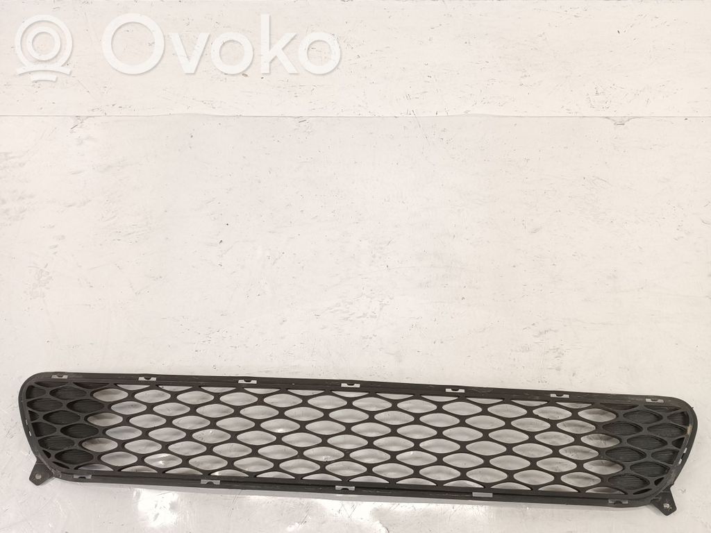 KIA Ceed Grilă inferioară bară față 
