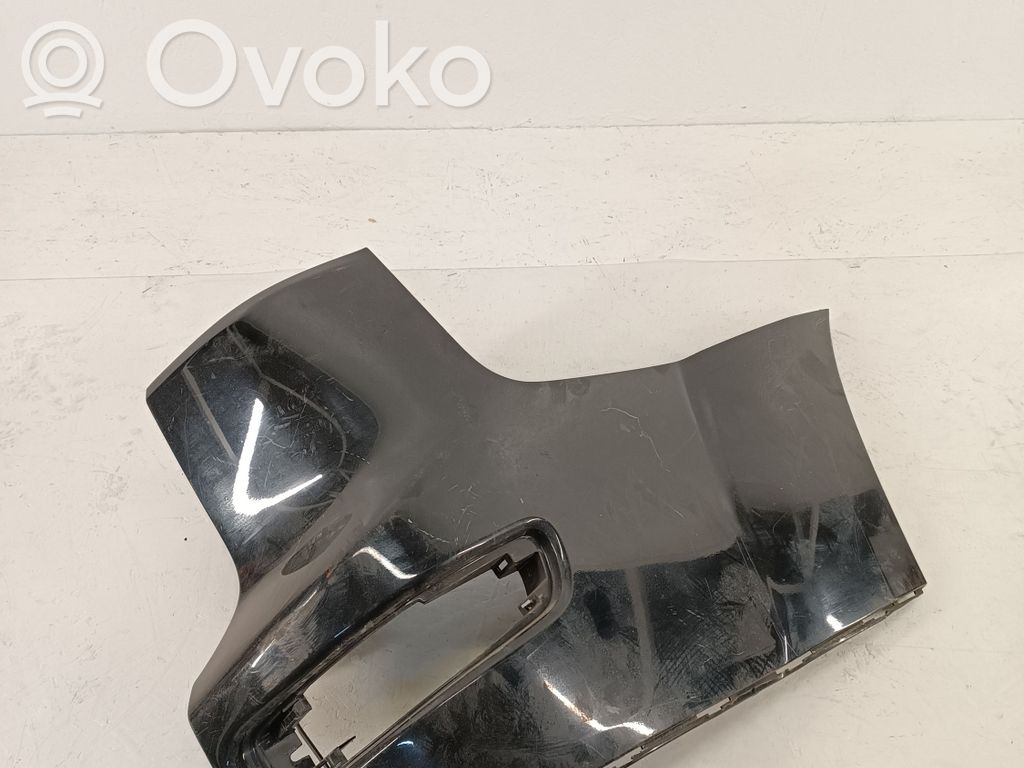 Ornament colț bară spate   6410A300HAV2