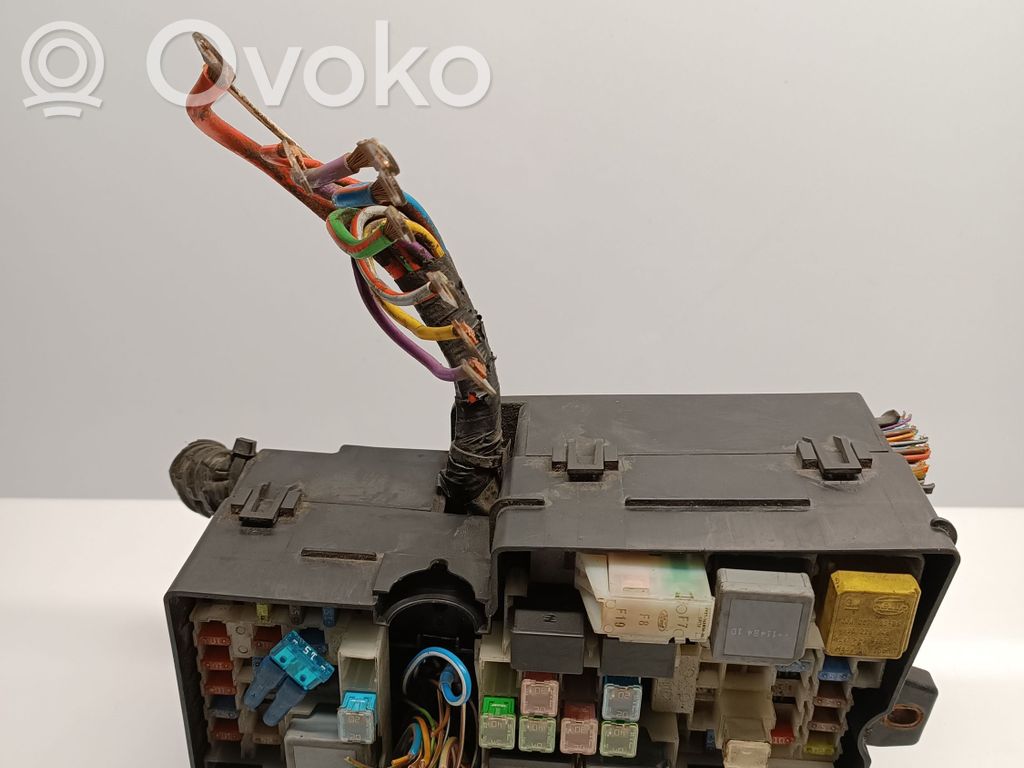 Módulo de fusible   AV6T14A142AB,E00927328