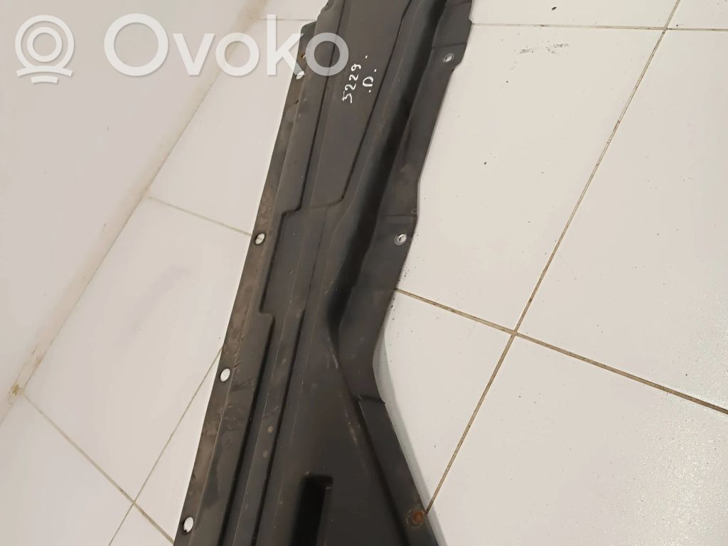 Osłona boczna podwozia   7158403,77772240