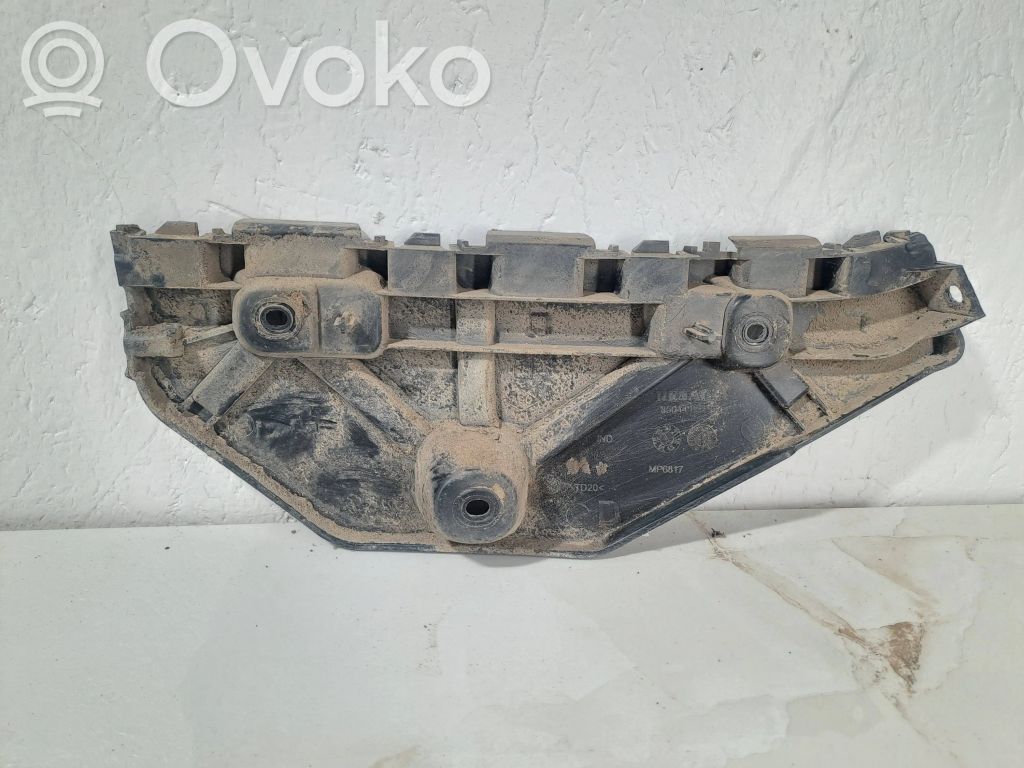Dacia Dokker Staffa di rinforzo montaggio del paraurti posteriore 