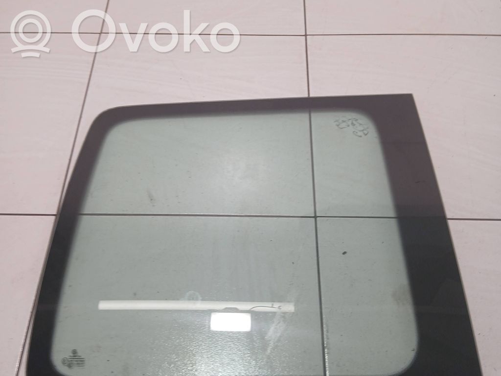 Vidrio lateral trasero   DOT682M3232AS2,E000231,43R001583
