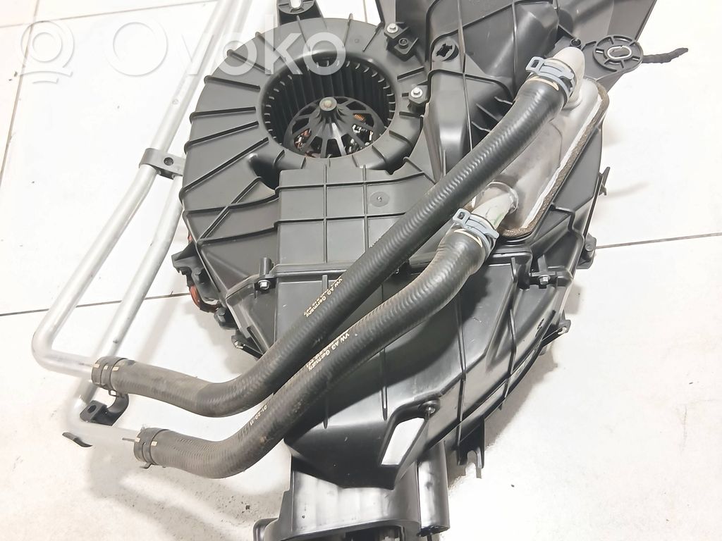 Seat Alhambra (Mk2) Scatola climatizzatore riscaldamento abitacolo assemblata 