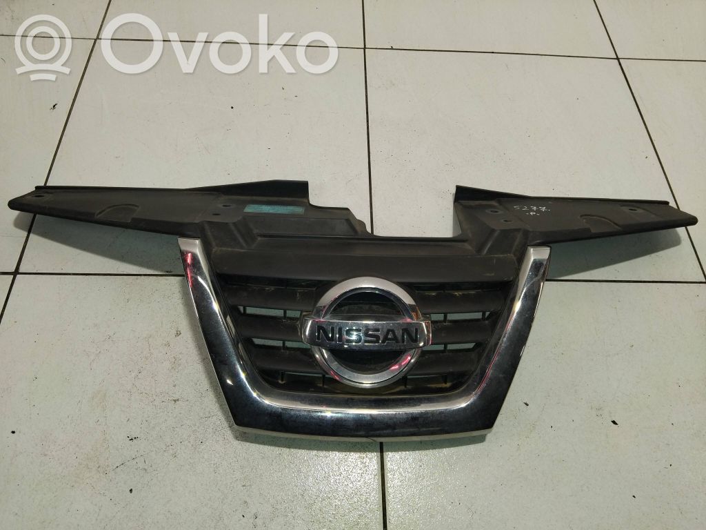 Nissan Juke I F15 Atrapa chłodnicy / Grill 