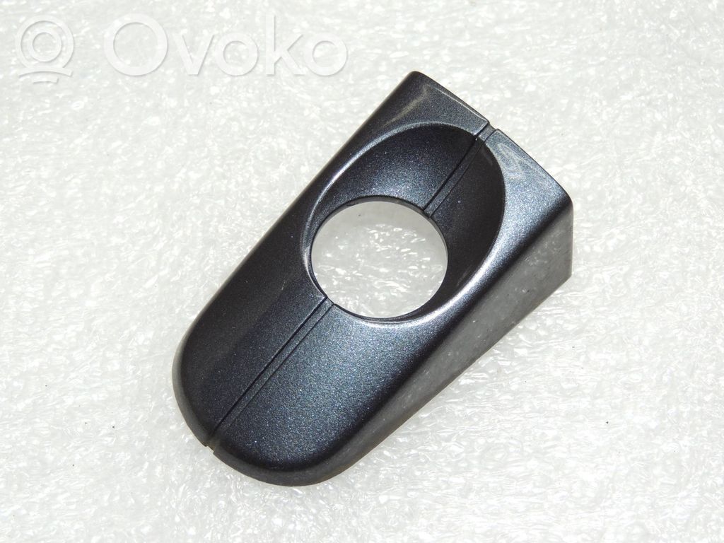 Ford Kuga I Tapa manecilla puerta delantera 