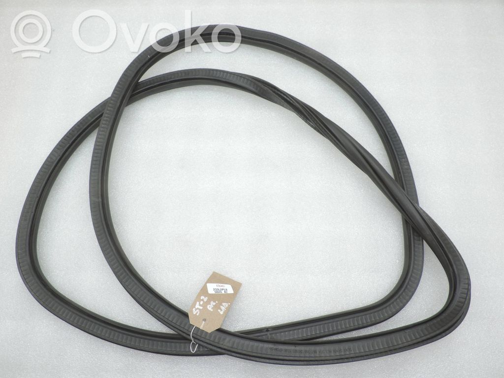 Etuoven kumitiiviste   5FA867365,5FA8673659B9