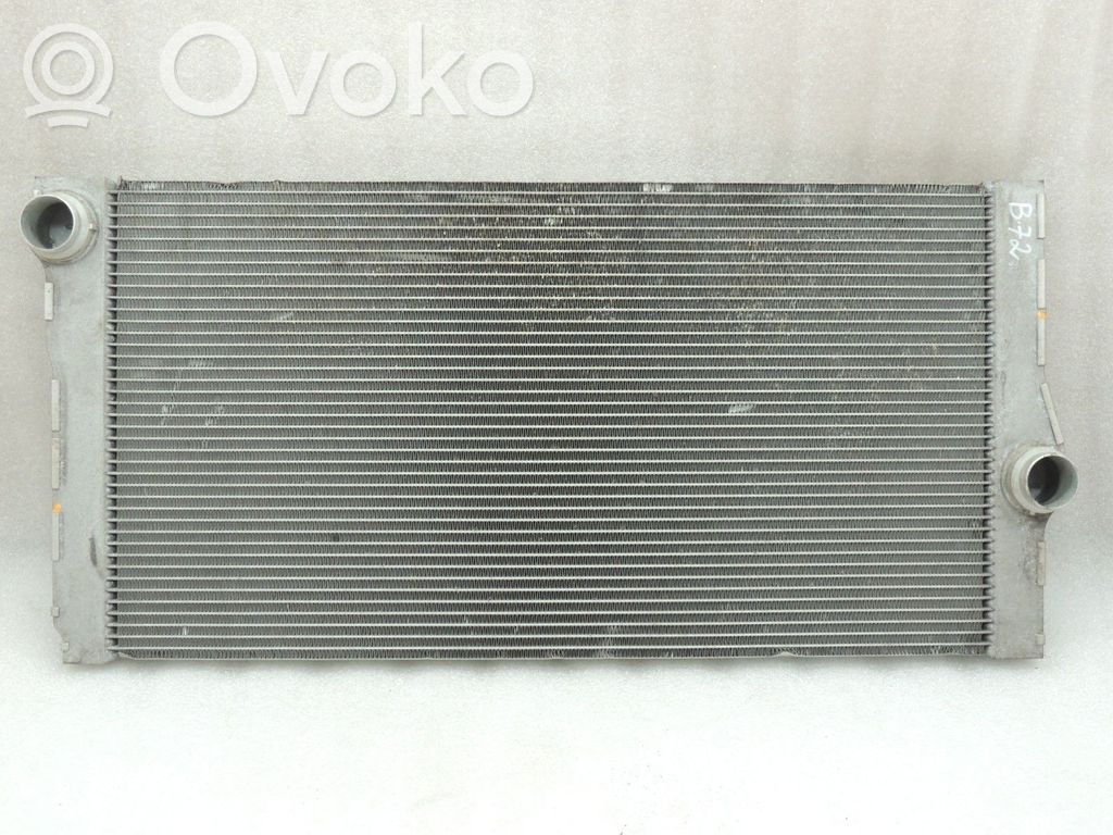 BMW 5 F10 F11 Aušinimo skysčio radiatorius 