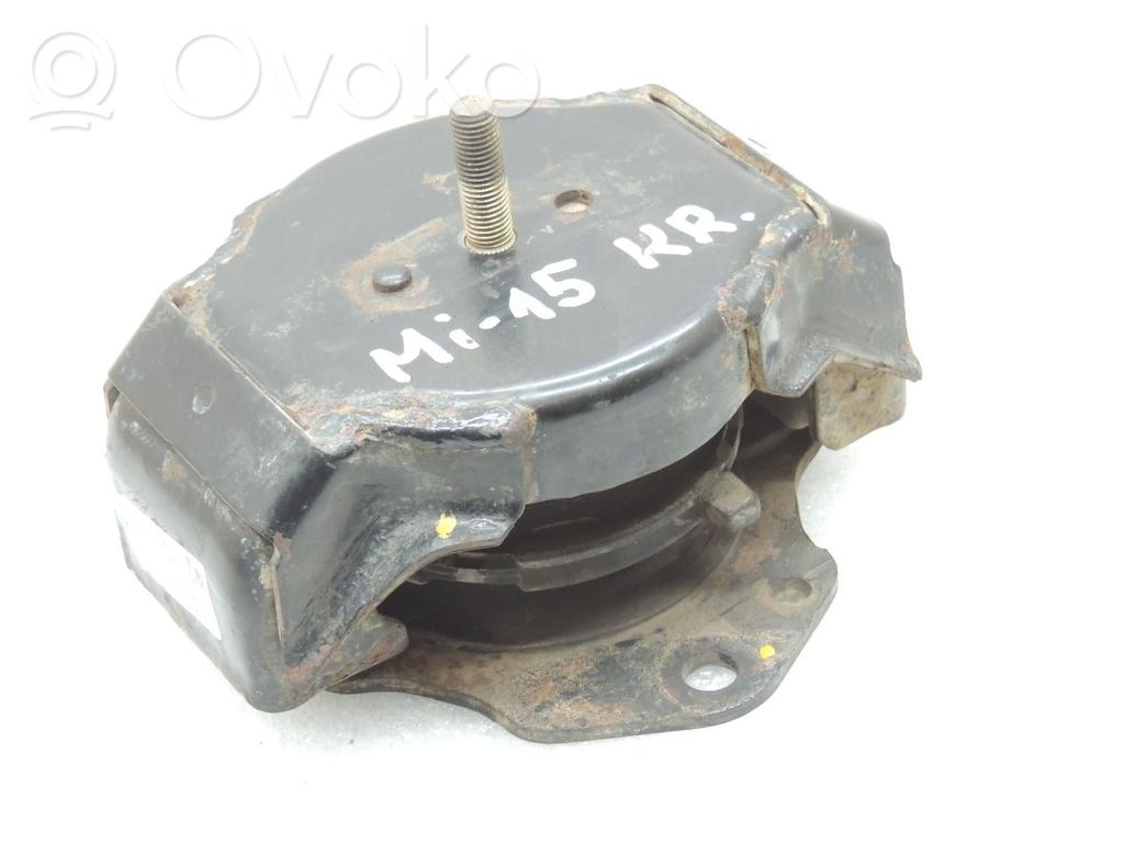 Mitsubishi Pajero Engine mount bracket 