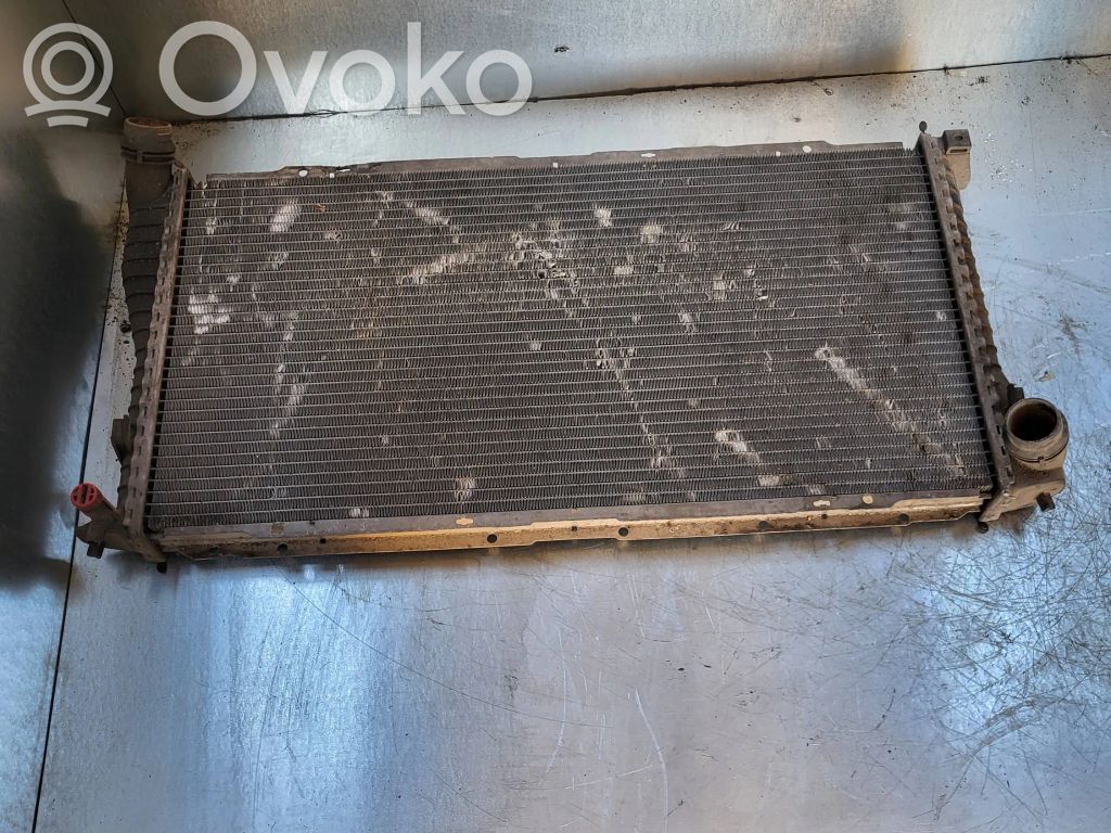 BMW 5 E39 Coolant radiator 