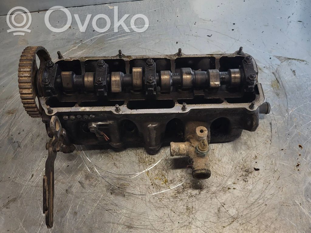 Audi 80 90 B3 Engine head 