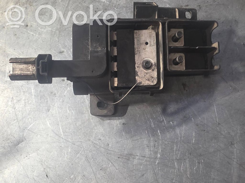 BMW 7 E65 E66 Fuse module 
