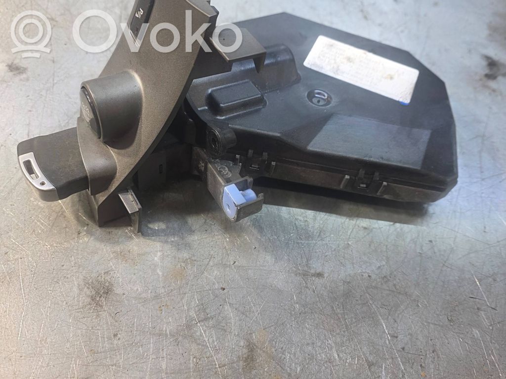 BMW 7 E65 E66 Aizdedzes atslēga 