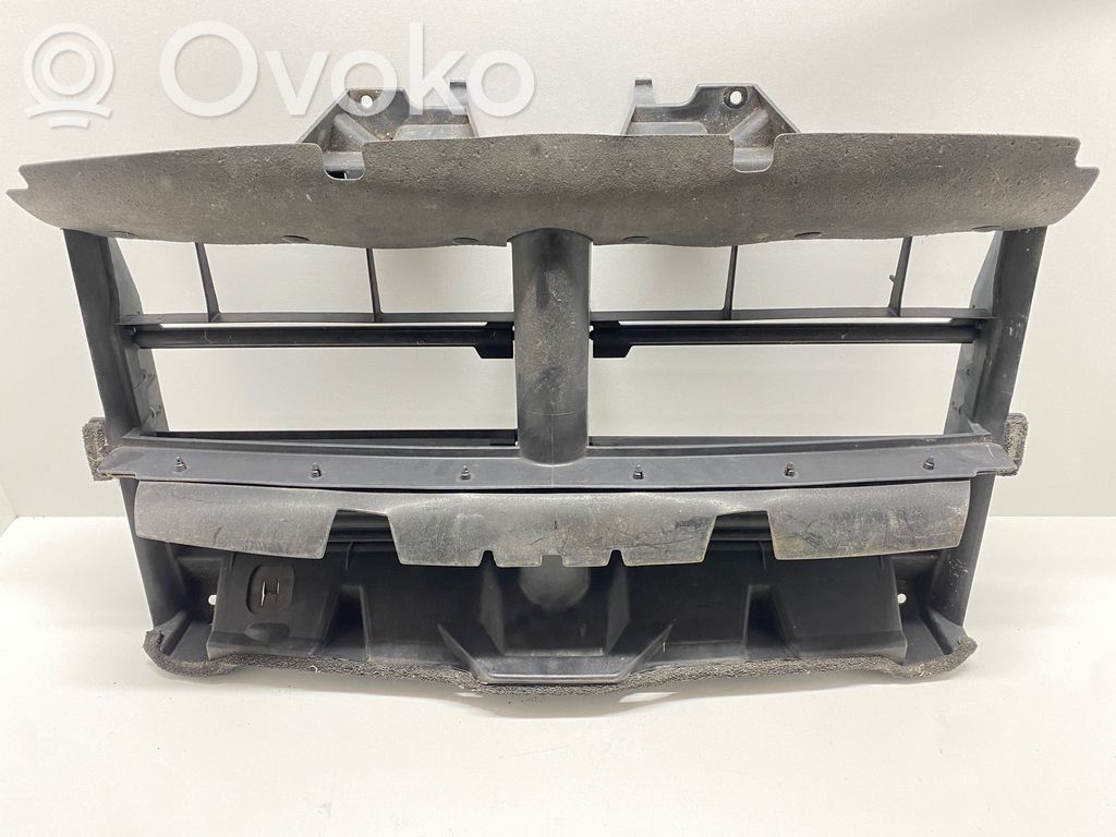 Dodge RAM 1500 DS Wlot / Kanał powietrza intercoolera 