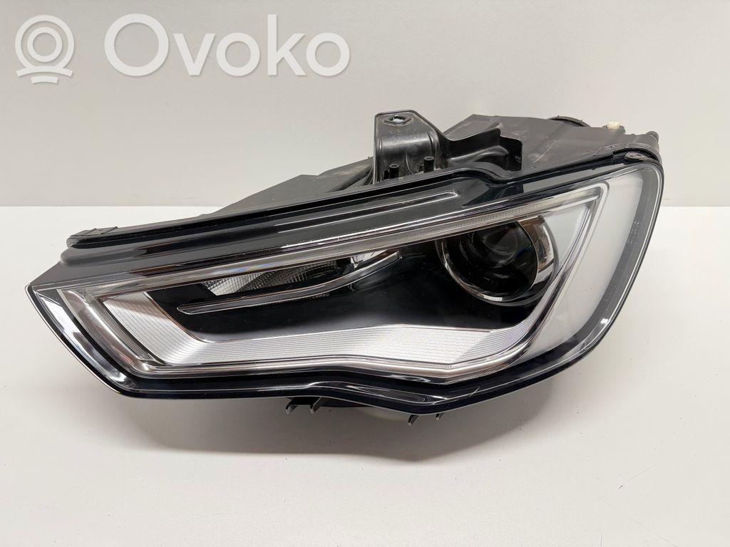 Audi A3 S3 8V Headlight/headlamp 