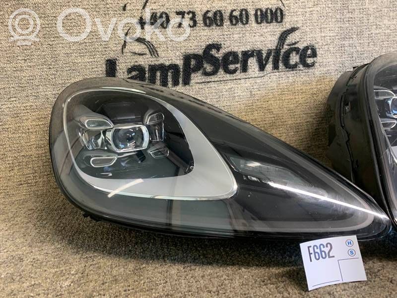 Porsche Cayenne (9Y0 9Y3) Lampa przednia 