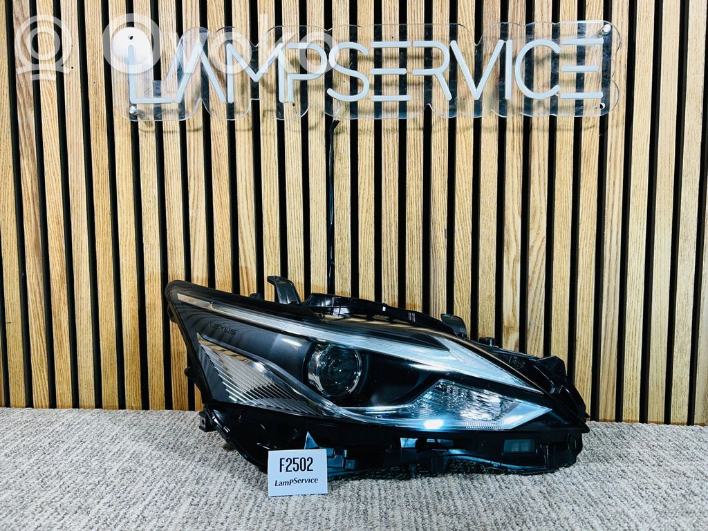 Lexus CT 200H Phare frontale 