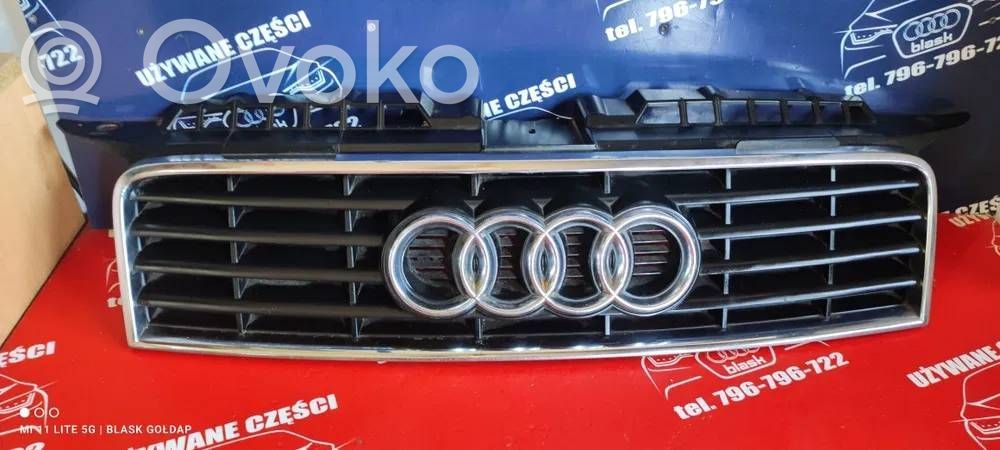 Audi A3 S3 8P Etusäleikkö 
