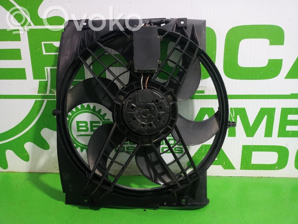 BMW 3 E46 Elektrisks radiatoru ventilators 
