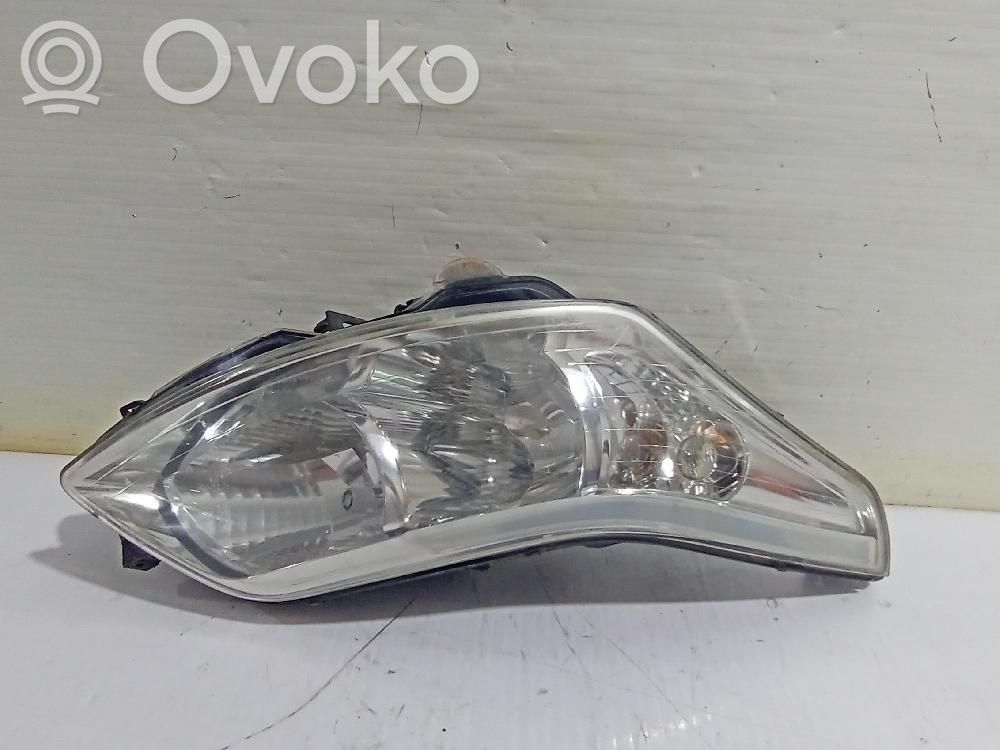 Citroen C4 I Lampa przednia 