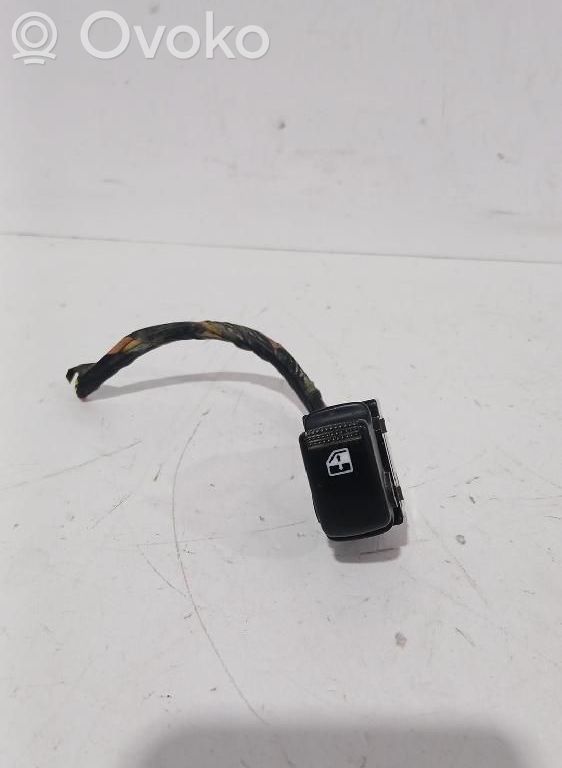 Hyundai Tucson JM Electric window control switch 