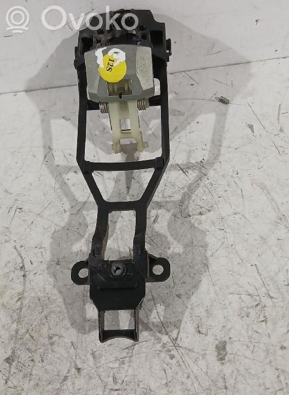 Manecilla externa puerta trasera   3D0837886