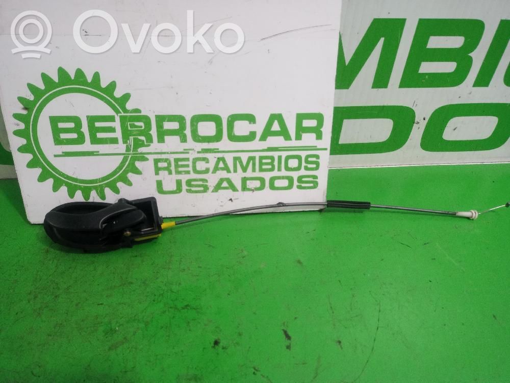 Manecilla interna puerta delantera   2M5VA22600AA