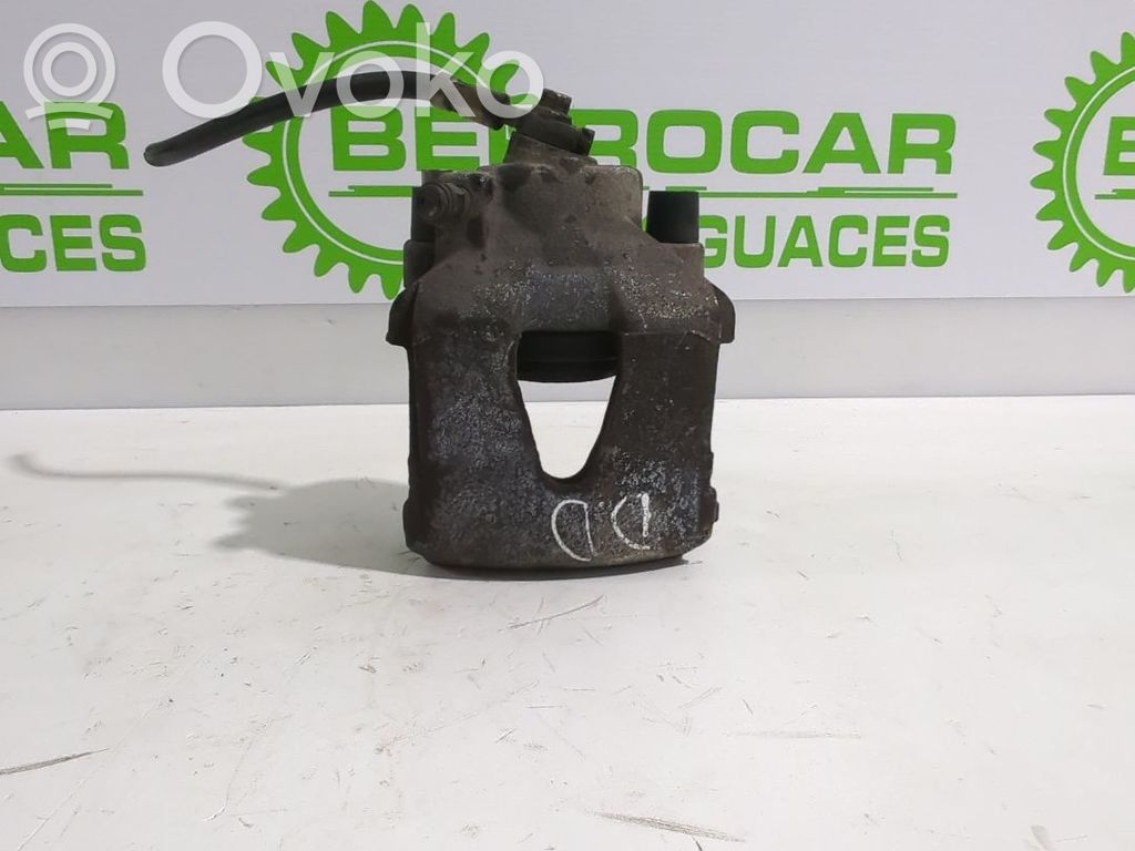 Seat Ibiza III (6L) Zacisk hamulcowy przedni 