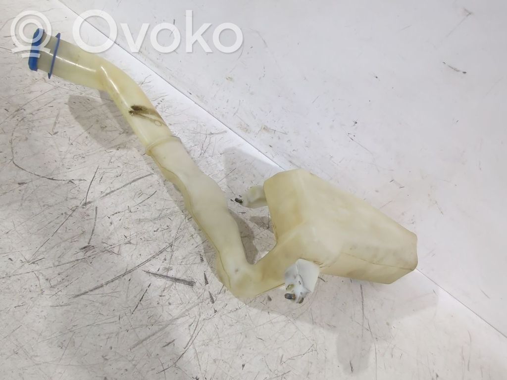 Volkswagen Polo Tuulilasinpesimen nestesäiliö 