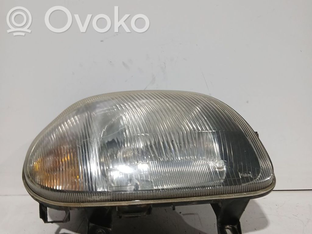 Renault Clio II Faro delantero/faro principal