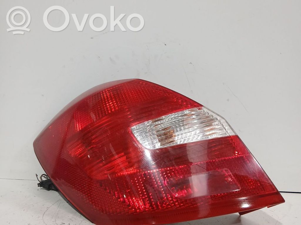 Skoda Fabia Mk2 (5J) Luci posteriori 