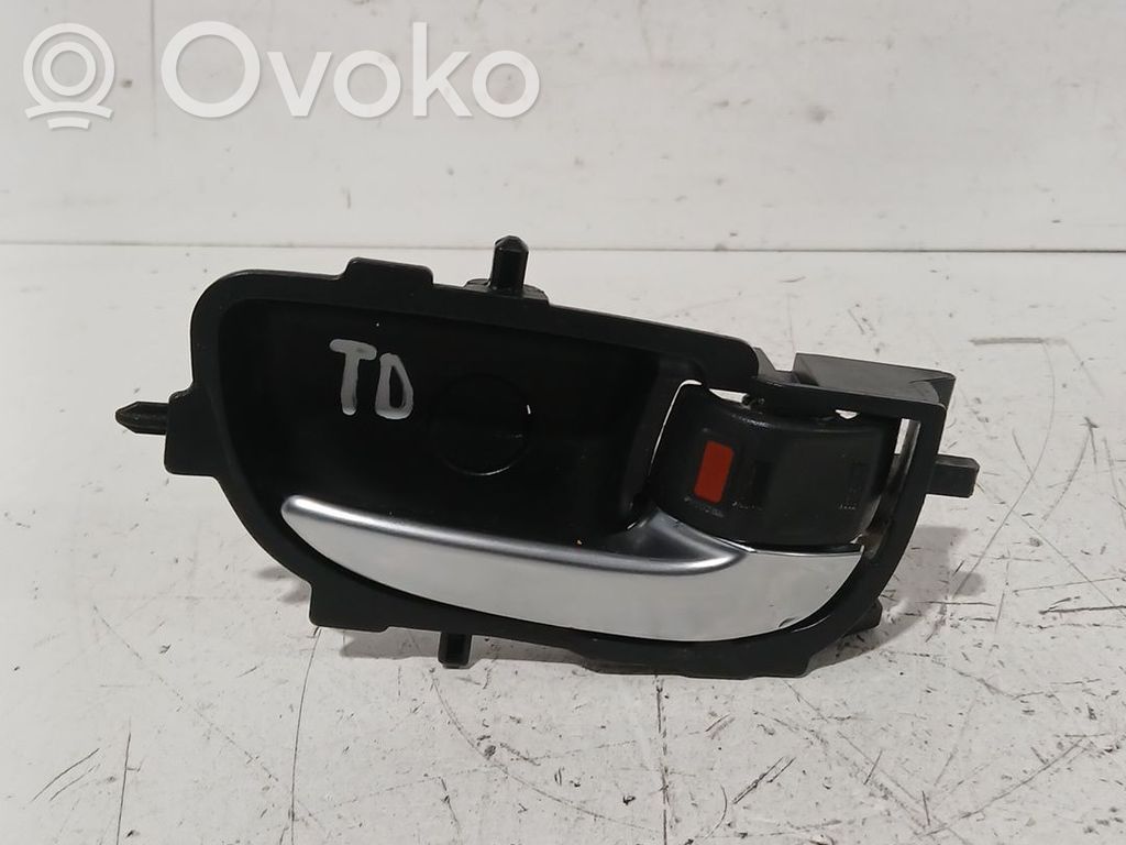 Toyota Yaris Takaoven sisäkahva