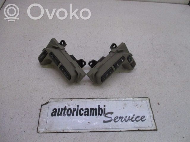 Volvo V70 Boutons / interrupteurs volant 