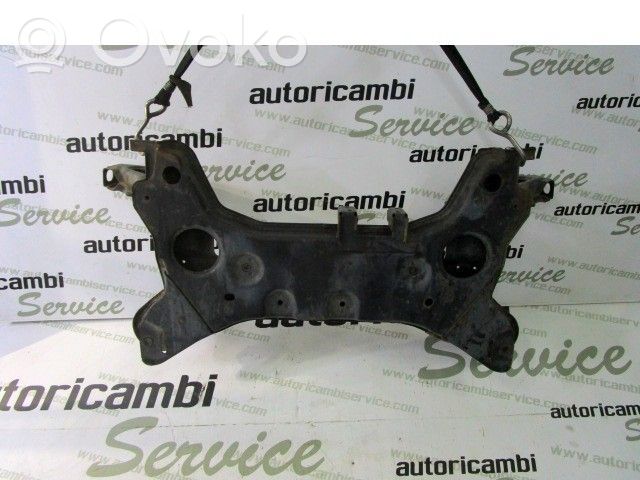 Priekinis traversas   4966902