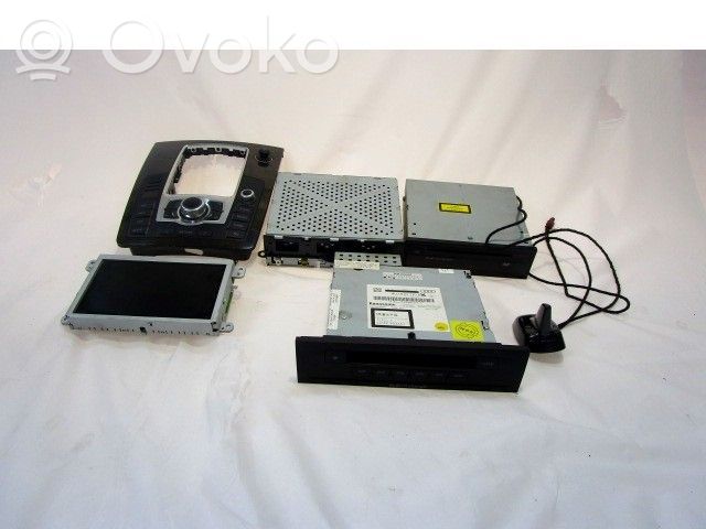 Audi Q7 4L Unitate principală radio/CD/DVD/GPS 