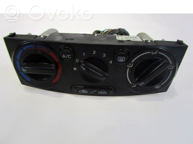 Mazda MPV II LW Climate control unit 