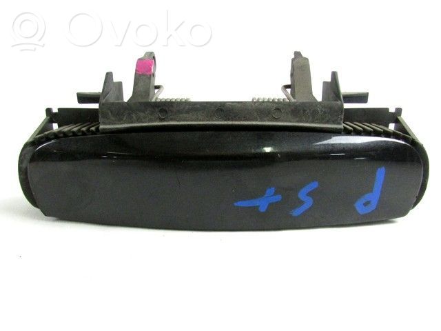 Manecilla externa puerta trasera   8E0839207