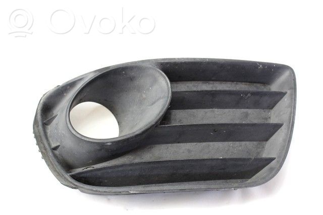 Fiat Punto (188) Krata halogenu 