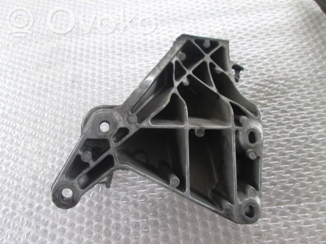 Support, suspension du moteur   24168110