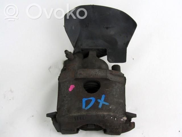 Volkswagen Polo III 6N 6N2 6NF Zacisk hamulcowy przedni 