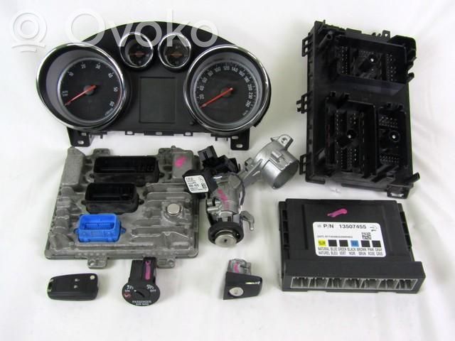 Opel Astra J Kit calculateur ECU et verrouillage 